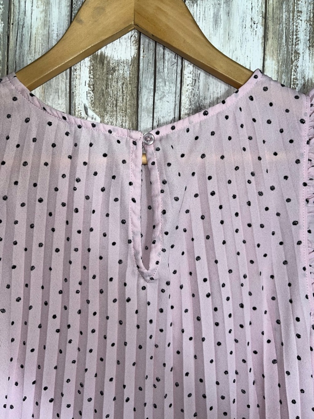 Maurices Polka Dot Pleated Tank Top Small Pink Ruffle Sleeve Feminine Blouse - Picture 4 of 6